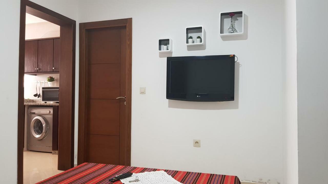 Appartement Au Centre De 迈尔提勒 外观 照片
